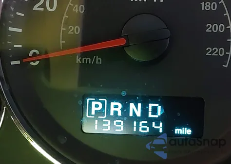 2006 Jeep Commander из США, поврежденный, VIN 1J8HG48K76C332318